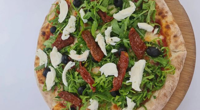 A plate of fresh food